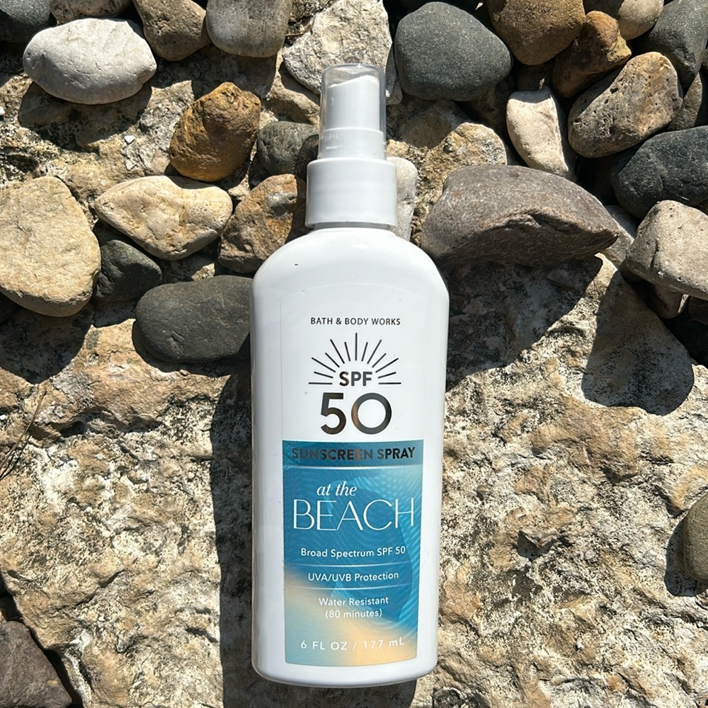 Bath & Body Works At The Beach SPF 50 Sunscreen Spray 6 fl oz Spray Bottle NEW